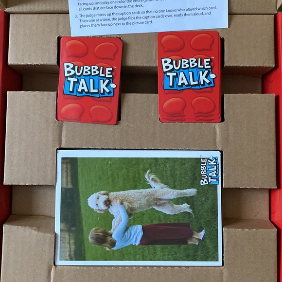 Bubble Talk - The Crazy Caption Board Game - Picture 3 of 4